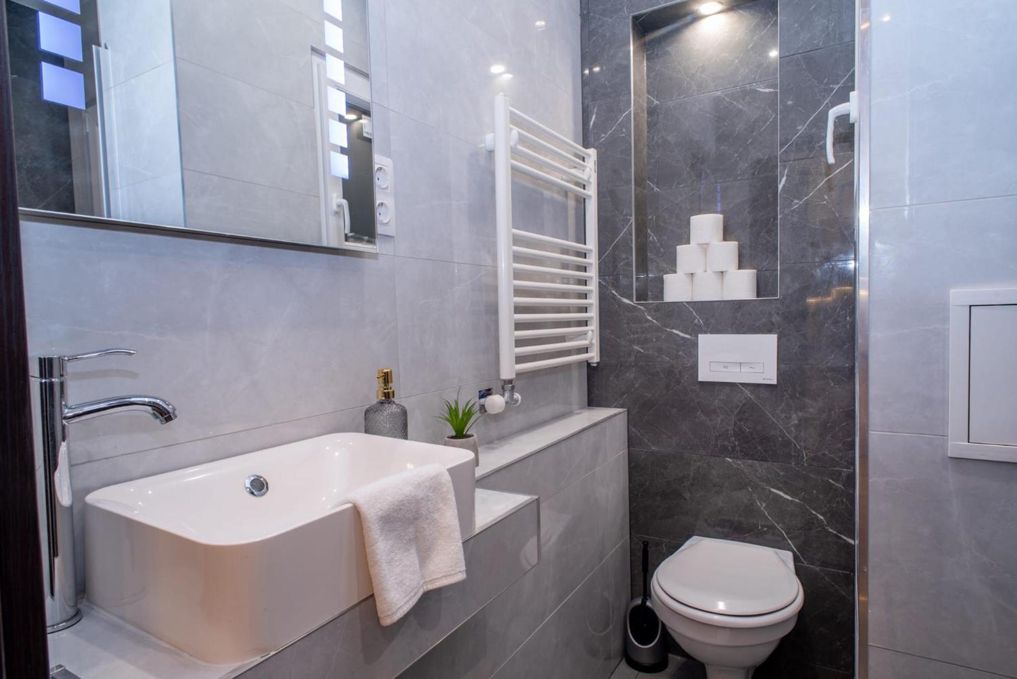 Very Central New And Large Ac Apartment Budapeste Exterior foto